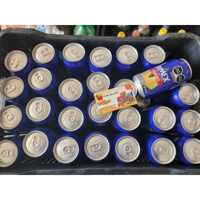 Jumex de lata 